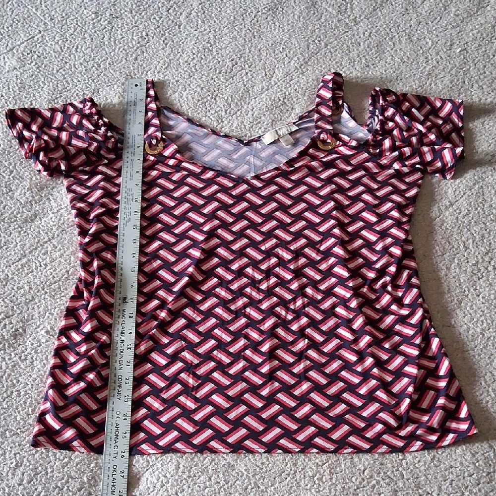 Michael Kors Red and White Geometric Blouse - Picture 4 of 6